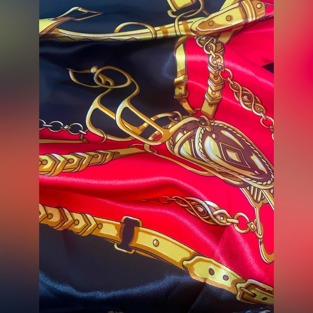Vintage MOSI Red and Black Equestrian/ Chain Design Satin Scarf - Picture 10 of 10